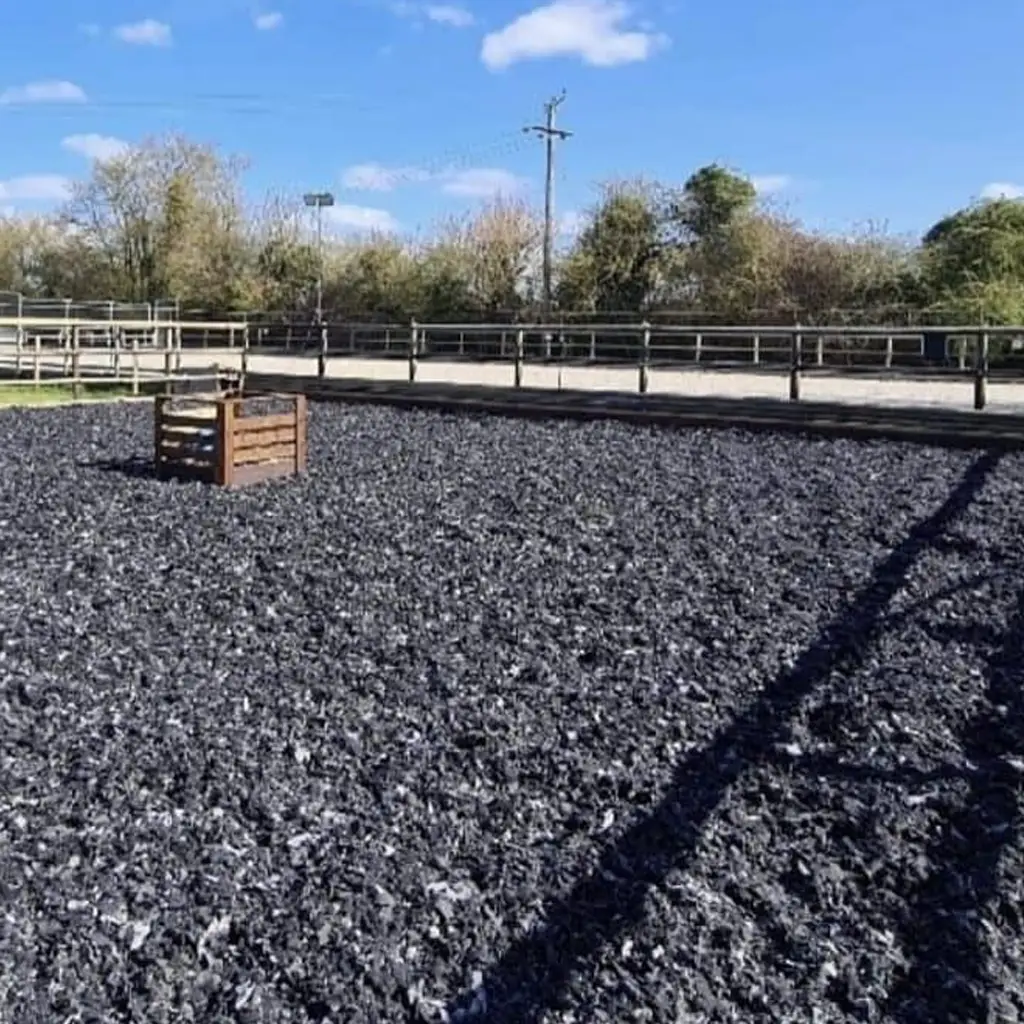 Approved Carpet Fibre Equestrian Surfaces for Horse Arenas | Equine Arena Surfaces - Equine Fibres